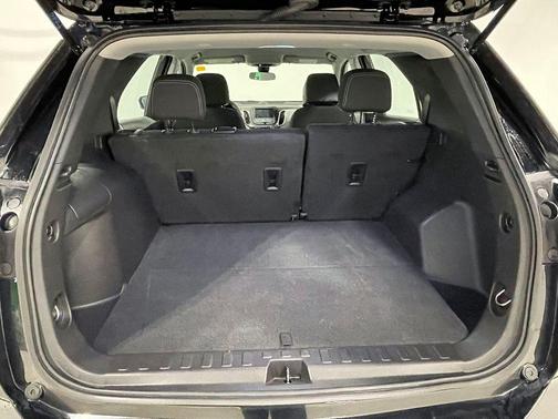 Mosaic Black Metallic 2024 Chevrolet Equinox LS