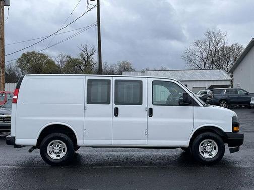 2022 Chevrolet Express 2500 Work Van