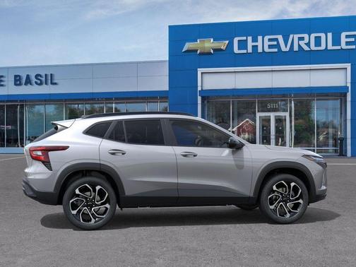 Sterling Gray Metallic 2026 Chevrolet Trax 2RS
