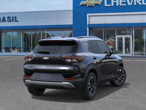 Mosaic Black Metallic 2026 Chevrolet Trailblazer LT