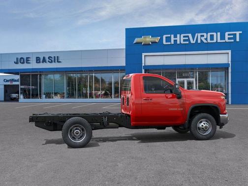 2026 Chevrolet Silverado 3500 WT