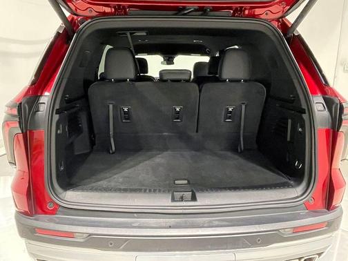Radiant Red 2026 Chevrolet Traverse LT