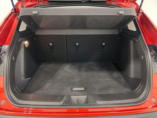 Cayenne Orange Metallic 2024 Chevrolet Trax LT