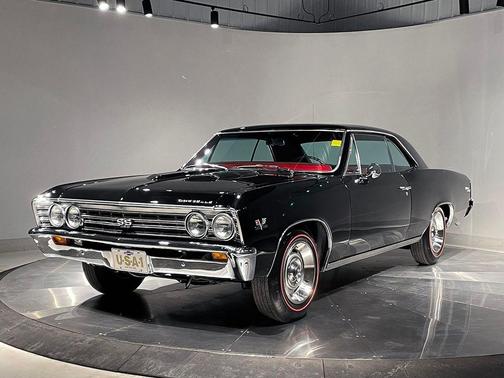 Black 1967 Chevrolet Chevelle