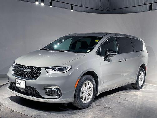 Ceramic Gray Clearcoat 2024 Chrysler Pacifica Touring