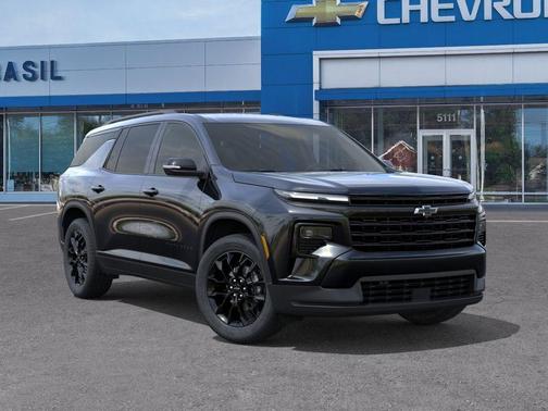 Mosaic Black Metallic 2026 Chevrolet Traverse LT