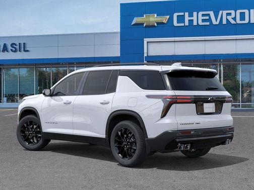 Summit White 2026 Chevrolet Traverse LT