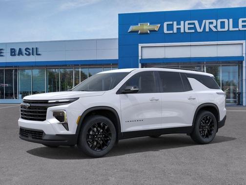 Summit White 2026 Chevrolet Traverse LT