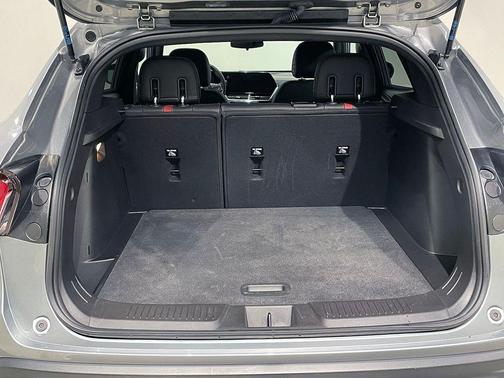 Sterling Gray Metallic 2025 Chevrolet Trax 2RS