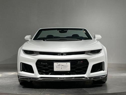 Summit White 2023 Chevrolet Camaro ZL1