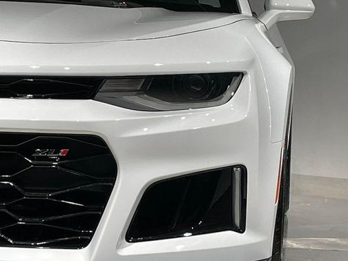Summit White 2023 Chevrolet Camaro ZL1