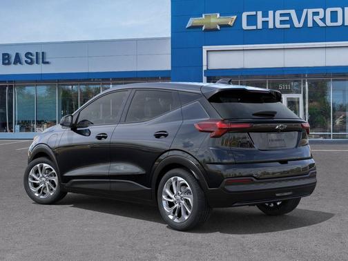 Mosaic Black Metallic 2027 Chevrolet Bolt LT
