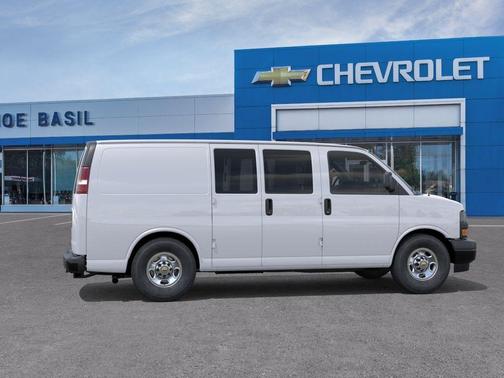 Summit White 2026 Chevrolet Express 2500 Work Van