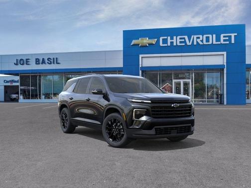 Mosaic Black Metallic 2026 Chevrolet Traverse LT
