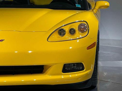 Millennium Yellow 2005 Chevrolet Corvette