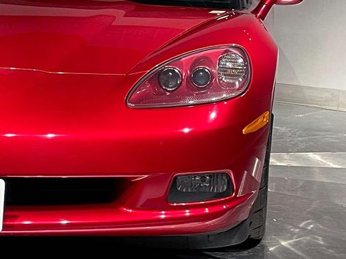 Magnetic Red Metallic 2005 Chevrolet Corvette