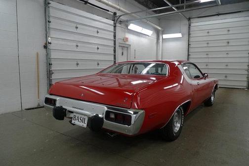 Photo 3 of 41 of 1974 Plymouth Roadrunner