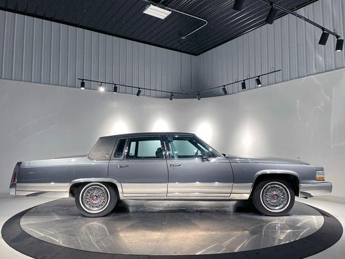 1990 Cadillac Brougham