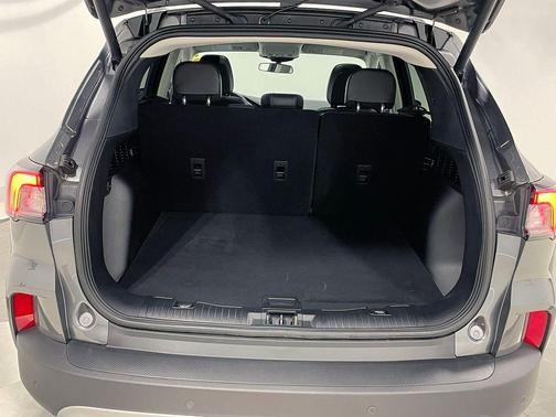 Gray Metallic 2022 Ford Escape SEL