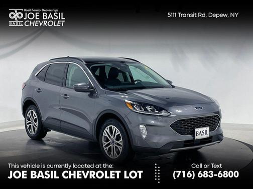 Gray Metallic 2022 Ford Escape SEL