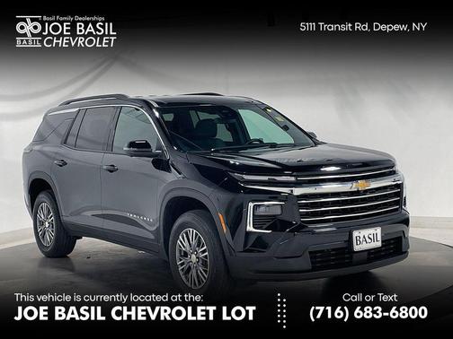 Mosaic Black Metallic 2024 Chevrolet Traverse LT