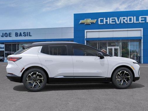 2025 Chevrolet Equinox EV LT 2
