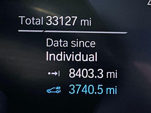 2022 BMW 330e xDrive