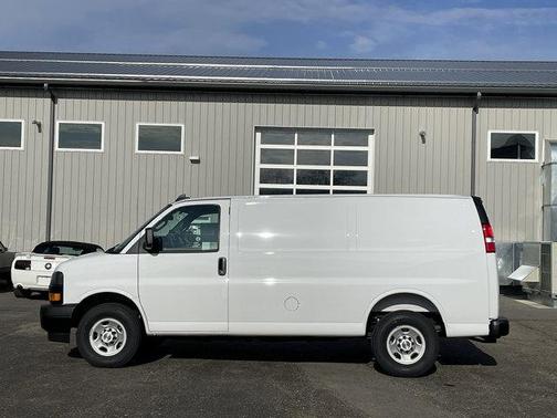 Summit White 2026 Chevrolet Express 2500 Work Van