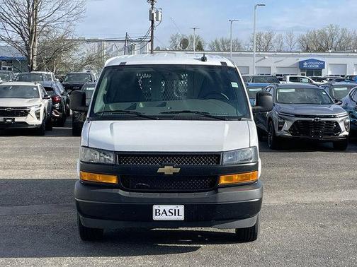 Summit White 2026 Chevrolet Express 2500 Work Van