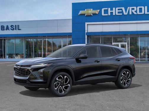 Mosaic Black Metallic 2026 Chevrolet Trax 2RS