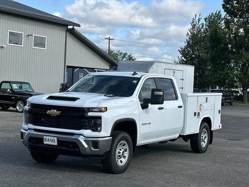 Summit White 2026 Chevrolet Silverado 3500 WT