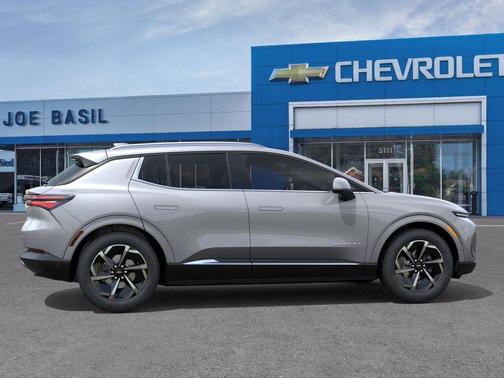 2025 Chevrolet Equinox EV LT 2