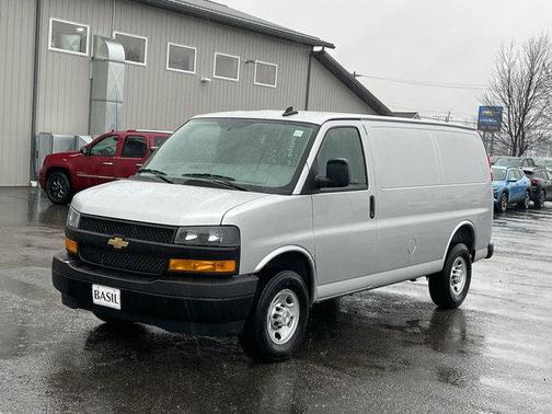 Silver Ice Metallic 2026 Chevrolet Express 2500 Work Van