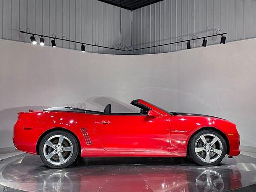 Victory Red 2011 Chevrolet Camaro 2SS