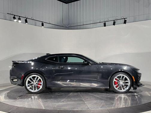 Panther Black Metallic 2024 Chevrolet Camaro 2SS