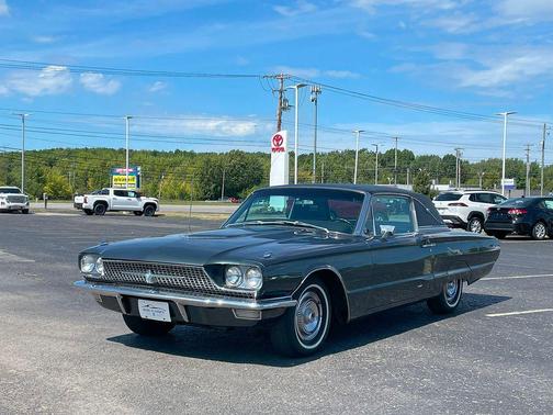 1966 Ford Thunderbird 
