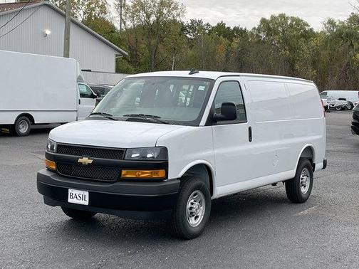2025 Chevrolet Express 2500 Work Van
