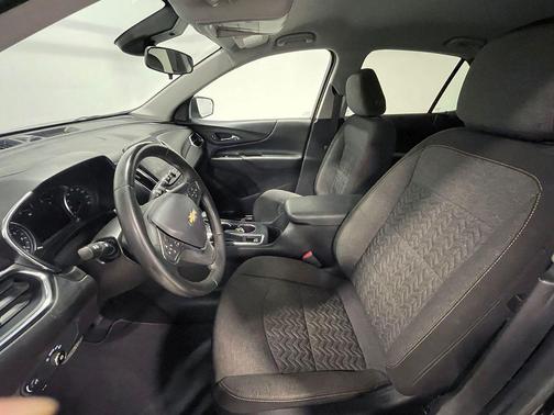 Mosaic Black Metallic 2024 Chevrolet Equinox LT