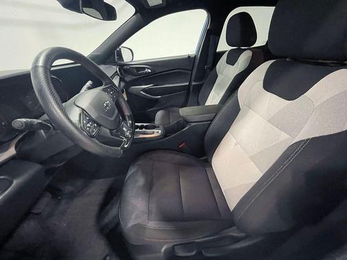 Fountain Blue 2024 Chevrolet Trax 1RS