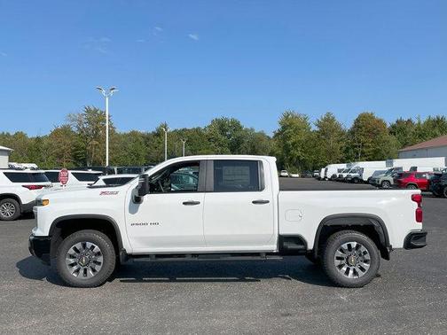 2026 Chevrolet Silverado 2500 Custom