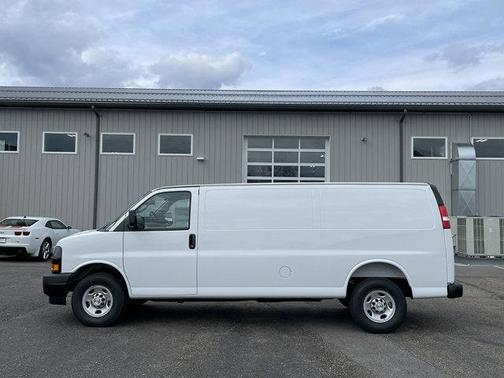 Summit White 2026 Chevrolet Express 2500 Work Van