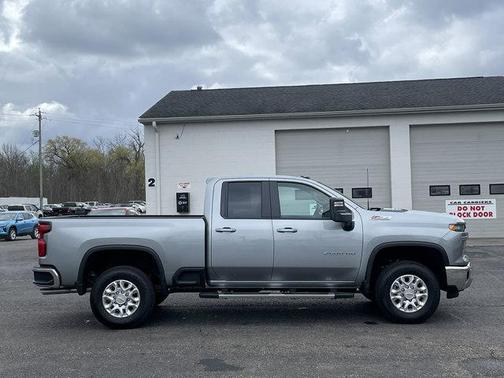 Sterling Gray Metallic 2026 Chevrolet Silverado 2500 LT