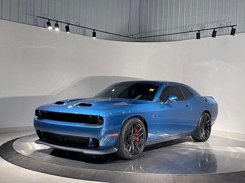 Frostbite 2023 Dodge Challenger SRT Hellcat