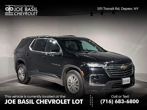 2023 Chevrolet Traverse LT Cloth