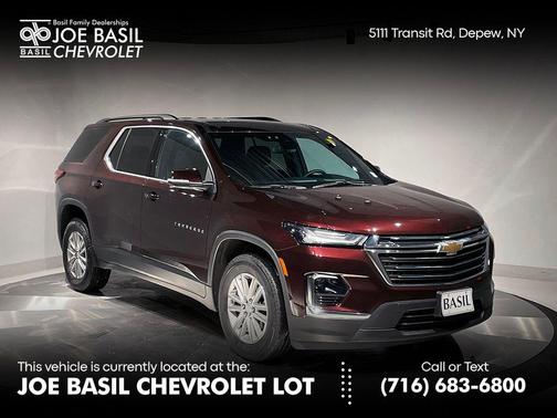 2023 Chevrolet Traverse LT Cloth