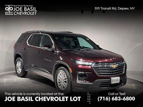 2023 Chevrolet Traverse LT Cloth