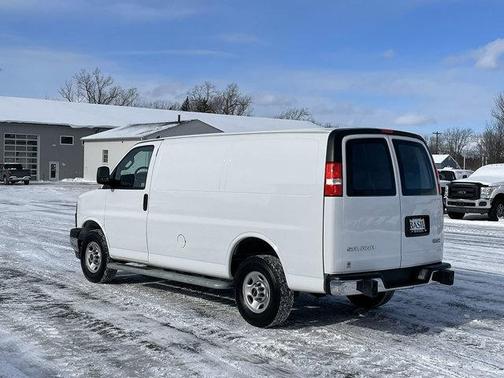 2024 GMC Savana 2500 Work Van