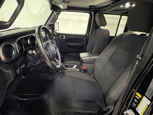 2022 Jeep Wrangler Unlimited Sport