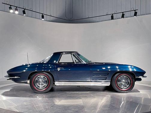 1963 Chevrolet Corvette 
