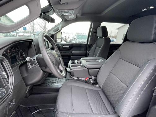 2025 Chevrolet Silverado 2500 Custom